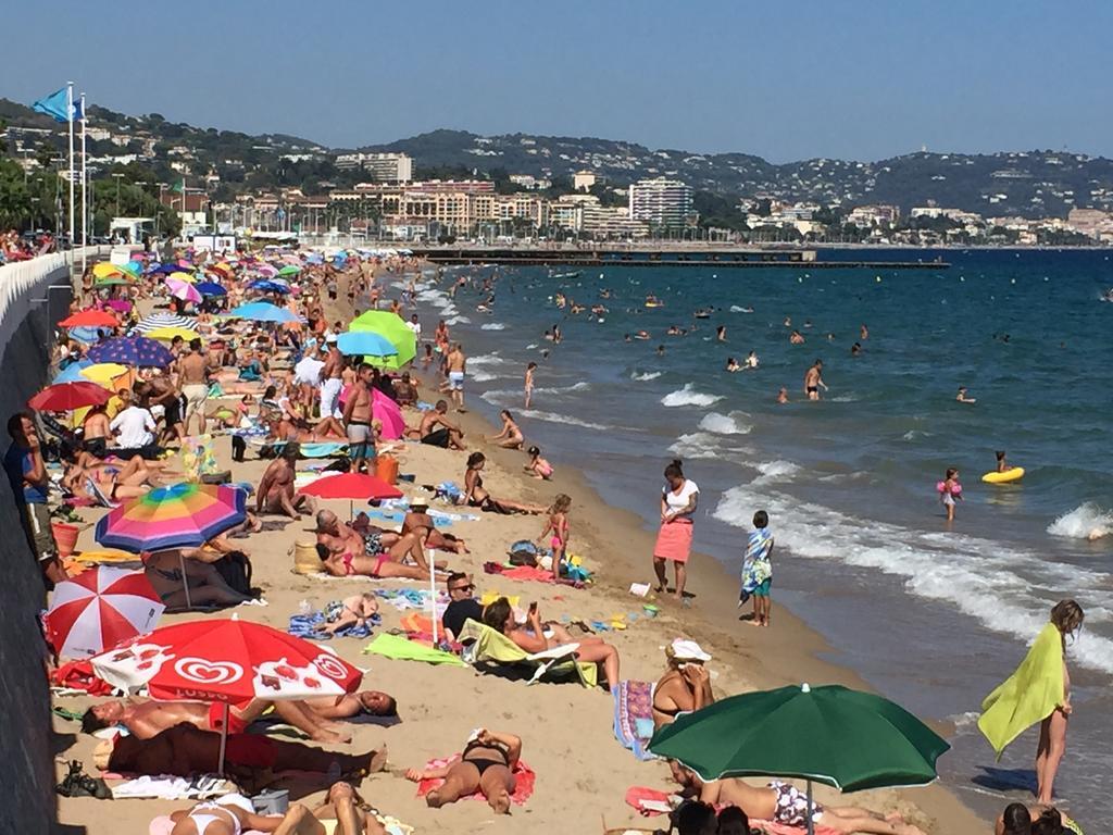 Dionysos Vue Mer Cannes Exterior foto