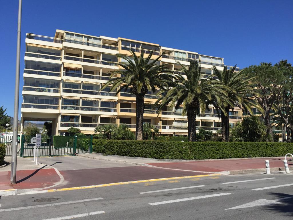 Dionysos Vue Mer Cannes Exterior foto